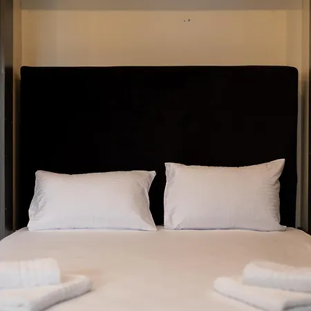 Dioroh Meteora 303 كالامباكا