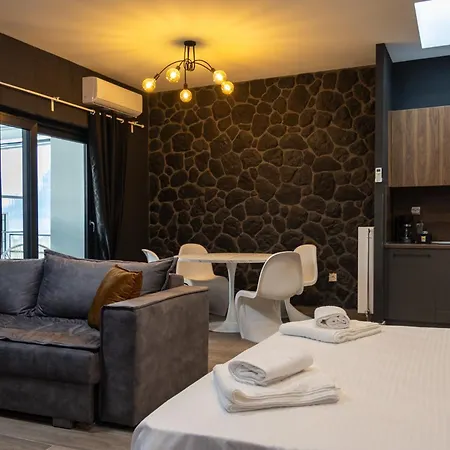 Dioroh Meteora 303 كالامباكا